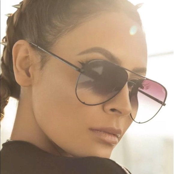 QUAY x Desi High Key Fades Black Original Size - Picture 2 of 4